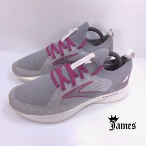 Brooks Levitate 5 Athletic Running Shoe Womens Size 9 1203591B138 Gray White